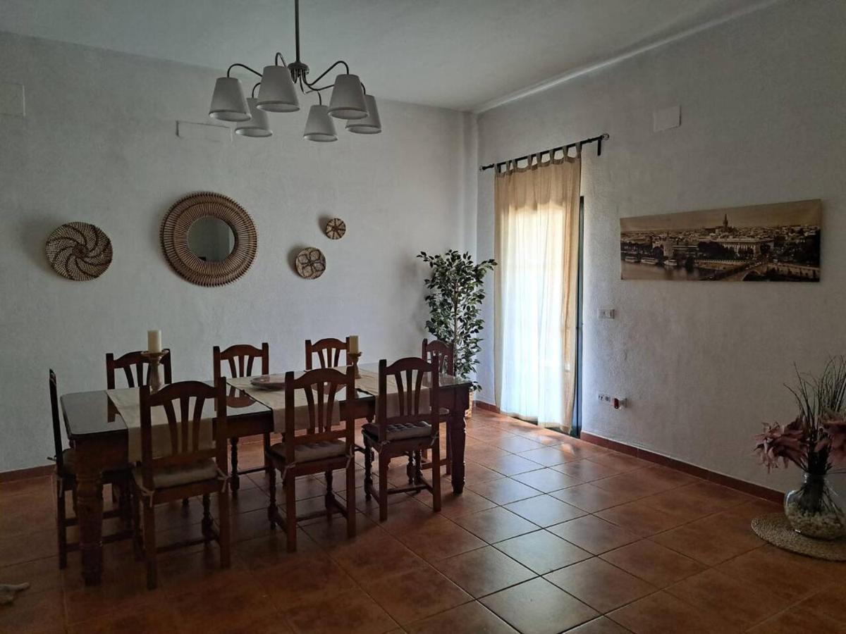 Villa Duran Esteban Cantillana Bagian luar foto
